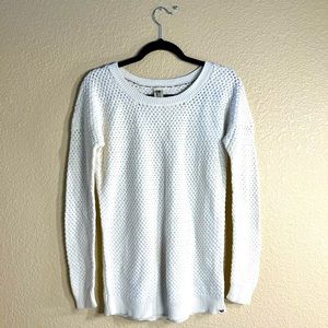 White knit pullover sweater by Roxy size:M